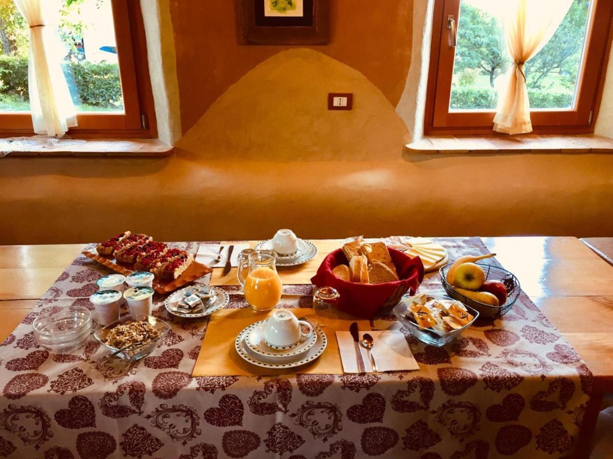 Agriturismo Casa Essenia Condino Kültér fotó